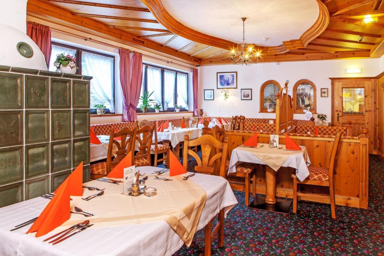Appartement Predigstuhlblick Mit Indoorpool Und Sauna Bad Goisern am Hallstättersee Exterior foto